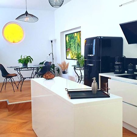 Ferienwohnung La Rotonde Remoise Reims Exterior foto
